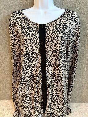 Jones Wear Black and Cream Scroll-Print Button-Front Silk Top
